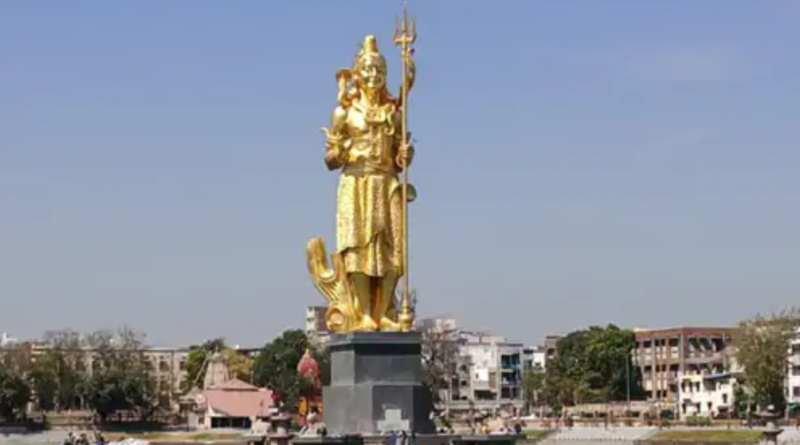 Shivaji statue in Vadodara